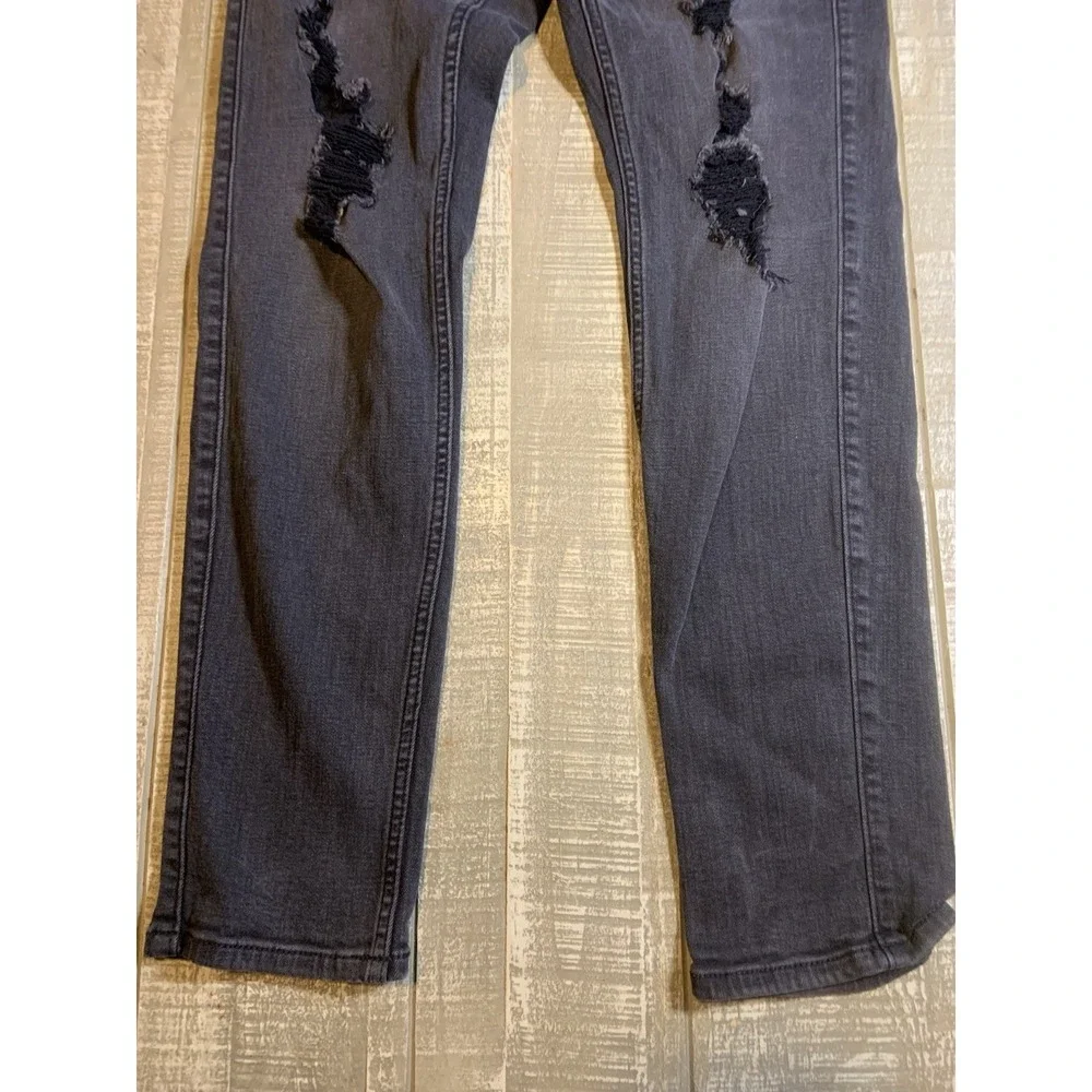 Hollister gently used